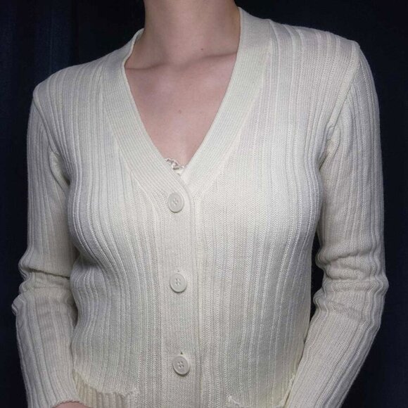 Vintage cream knit button-up cardigan with tiny pockets from Sears - Picture 3 of 13